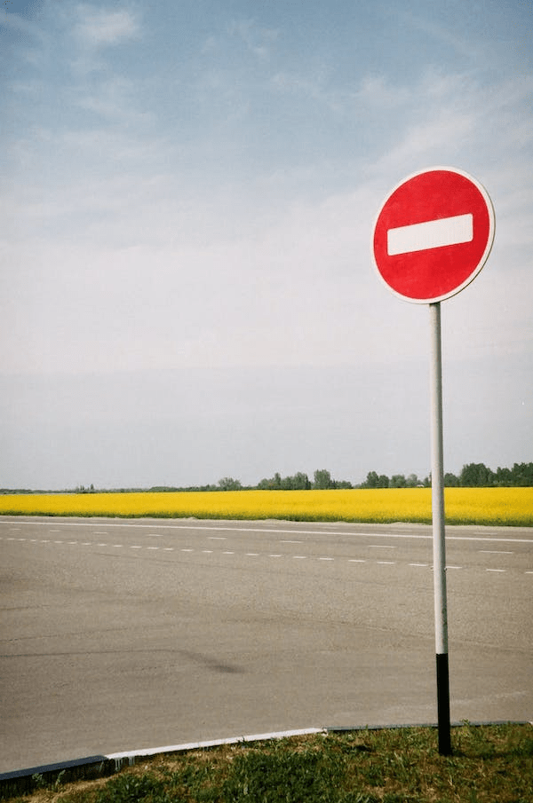 photo of "no entry" sign (artist block) 